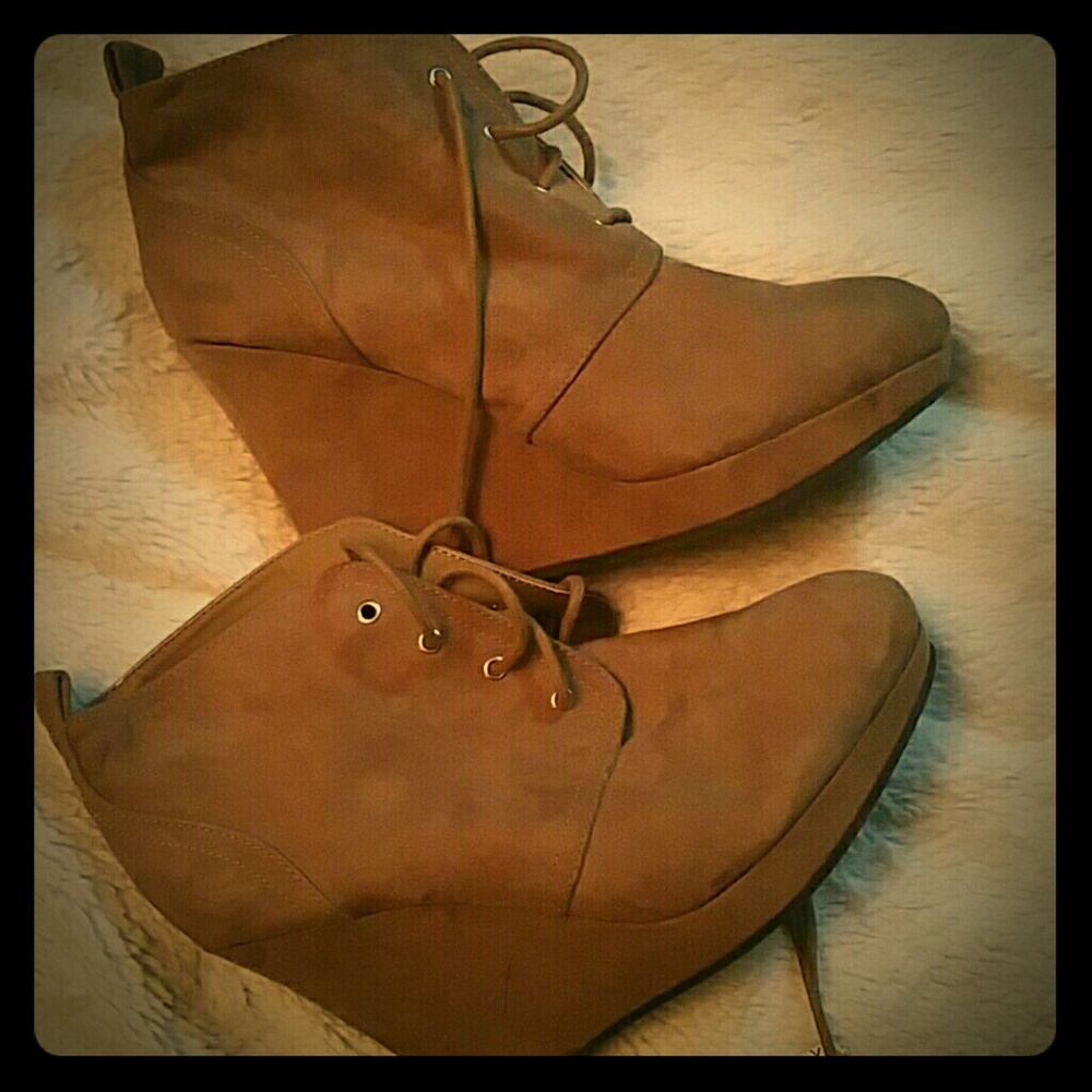 women's platform lace up booties size 9 by qupid